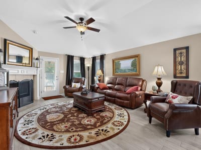 Primary bedroom at 928 Tabernash DR - 3 bed 2 bath home
