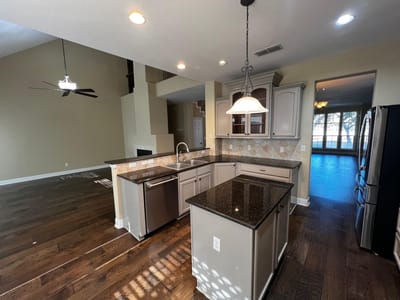 Primary bedroom at 929 N Horton ST - 5 bed 3 bath home