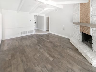 Property photo 3 at 9304 Hunters TRCE - 3 bed 2 bath home