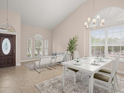 Property photo 5 at 9321 Queens Park CV - 4 bed 2 bath home