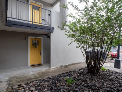 Property photo 4 at 935 La Posada DR Unit #131 - 1 bed 1 bath home