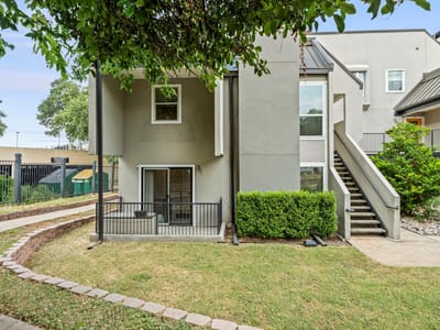 Property photo 4 at 935 La Posada DR Unit #148 - 2 bed 2 bath home