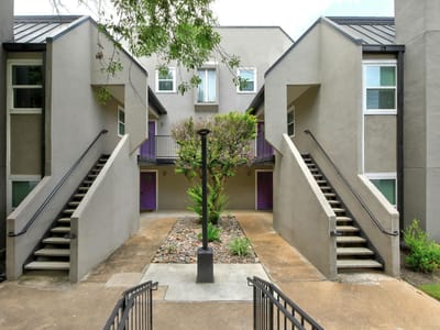 Property photo 5 at 935  La Posada Dr  #212 - 2 bed 2 bath home