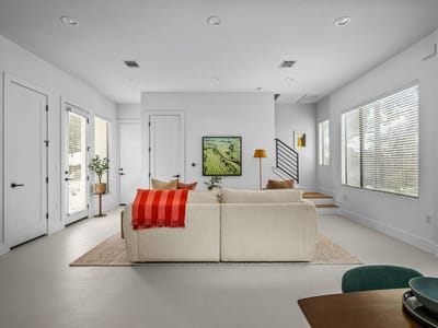 Living area at 939 E 52nd ST Unit #2 - 2 bed 2 bath home