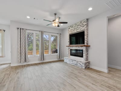 Primary bedroom at 941 Del Raphael DR - 3 bed 2 bath home