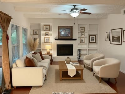 Living area at 9411 Cedar Crest DR - 4 bed 2 bath home