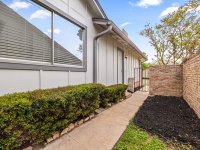Primary bedroom at 9445 Singing Quail Dr - 3 bed 2 bath home