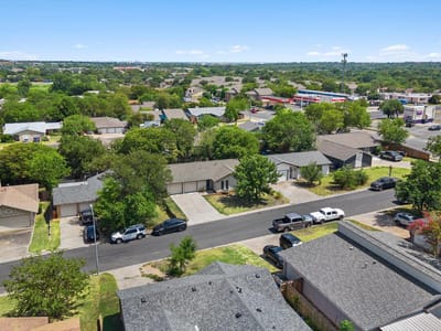 Property photo 4 at 9505 Quail CT - 3 bed 2 bath home