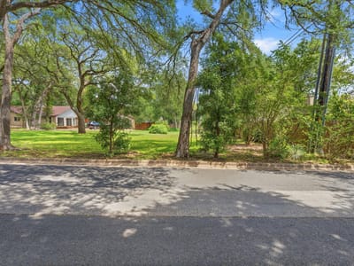 Primary bedroom at 9505 Woodshire DR - Castlewood Forest Sec 09, Austin, TX