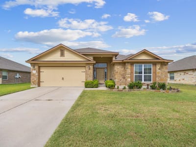 Living area at 9507 Zayden DR - 3 bed 2 bath home