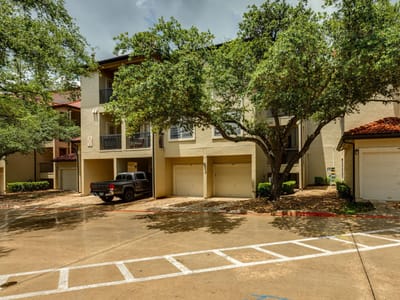 Living area at 9525 N Capital Of Texas Highway Unit #414 - 2 bed 1 bath home