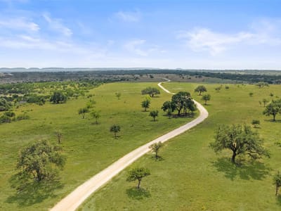 Property photo 3 at 960 Gipson RD - none, Johnson City, TX