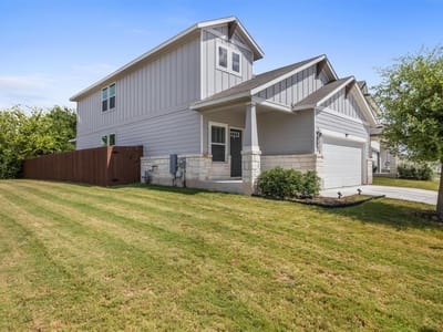 Property photo 2 at 968 Sun Grove TRL - 4 bed 2 bath home