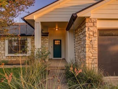 Photo 5 of 30 at 9706 Woodshire DR - 3 bed 2 bath home