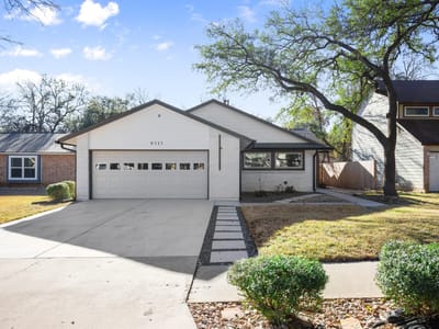 Property photo 2 at 9717 Anderson Village DR - 3 bed 2 bath home