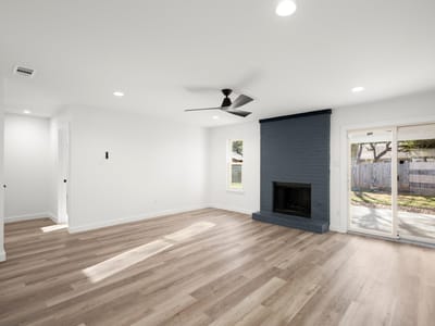 Property photo 3 at 9717 Anderson Village DR - 3 bed 2 bath home