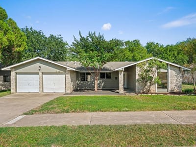 Living area at 9803 Chukar CIR - 4 bed 2 bath home
