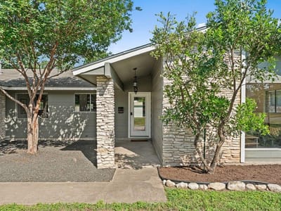 Property photo 2 at 9803 Chukar CIR - 4 bed 2 bath home