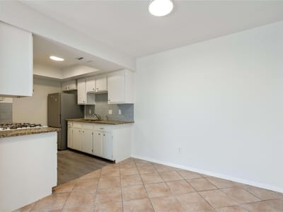 Property photo 5 at 9809 Aberdeen WAY - Point Vista Sec 04-A, Austin, TX