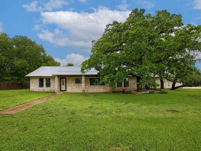 Property photo 2 at 986 Shiloh RD - 3 bed 2 bath home