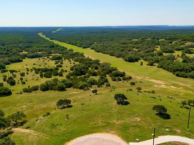 Primary bedroom at 993 Blackbuck Ridge Dr - Ranches At Blackbuck Ridge, Lampasas, TX