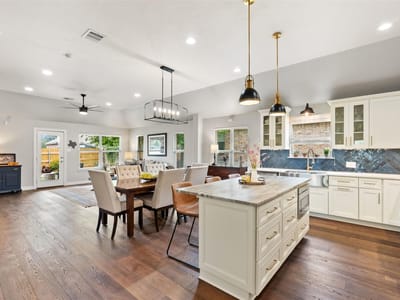 Kitchen at 994 Hot Spring VLY - 3 bed 2 bath home