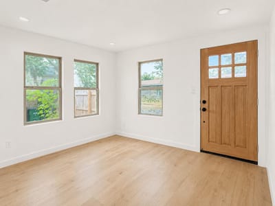 Property photo 4 at 2404 Santa Rita ST - 3 bed 2 bath home