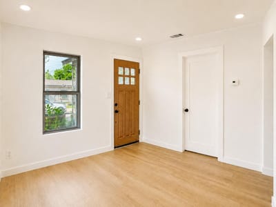 Property photo 5 at 2404 Santa Rita ST - 3 bed 2 bath home