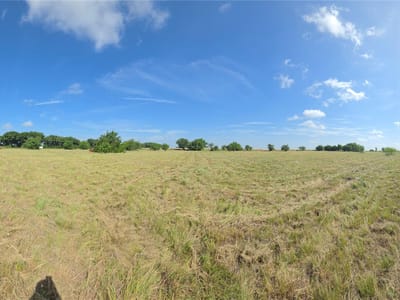 Photo 3 of 19 at 630 CR 452 630 County Road 452 - Bruceville-Eddy, Bruceville-Eddy, TX