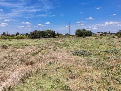 Property photo 2 at Lot 1 Fox LN - FOX TAIL FARMS, Lockhart, TX