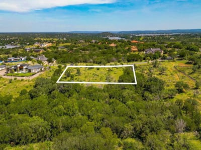 Living area at Lot 135 Overlook Pkwy - The Trails Of Lake Lbj Ph1, Horseshoe Bay, TX