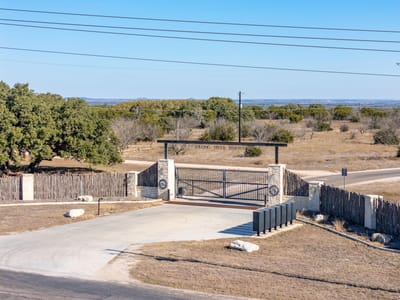 Primary bedroom at Lot 47 Longview Dr - Rolling Hills Reserve Ph 1, Lampasas, TX