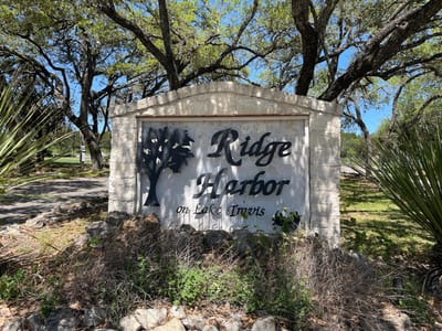 Living area at Lot 80 Wesley Ridge Dr - The Point At Ridge Harbor, Spicewood, TX