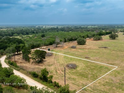 Living area at Lot 9 Tenney Creek Rd - Deer Creek, Luling, TX