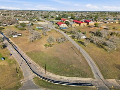 Photo 3 of 10 at TBD Dunn St - Yoakum, Yoakum, TX