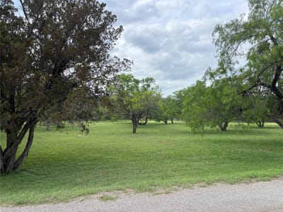 Primary bedroom at 130 Primera CT - Sendera Ridge, Kingsland, TX