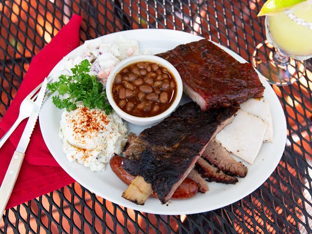 NW Hills Restaurants Guide 2026