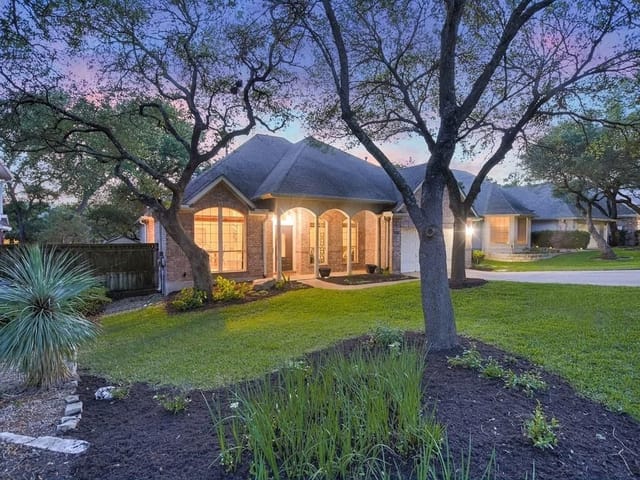 11208 South Bay Ln