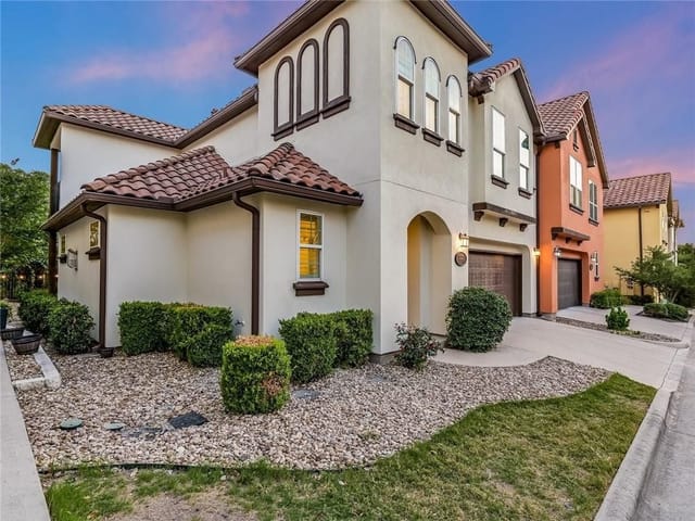 12220 Terraza Cir