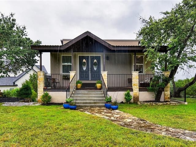 1330 Deer Creek Cir