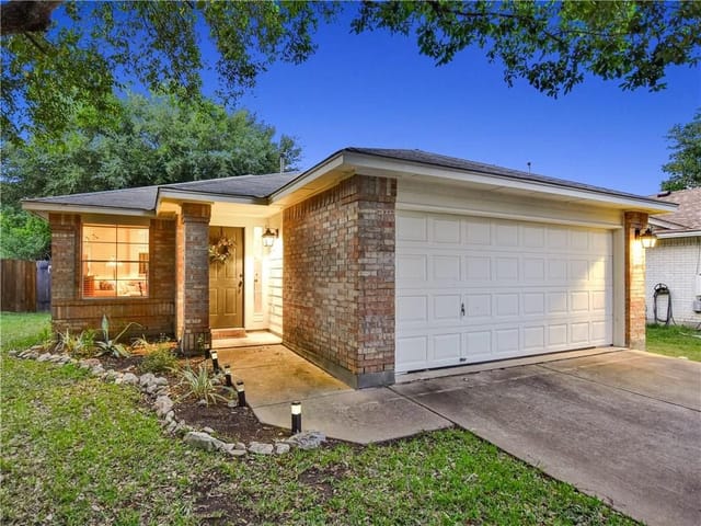 1414 Merchants Tale Ln