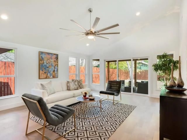 2204 Pasadena Dr - Sold by Keenan Group