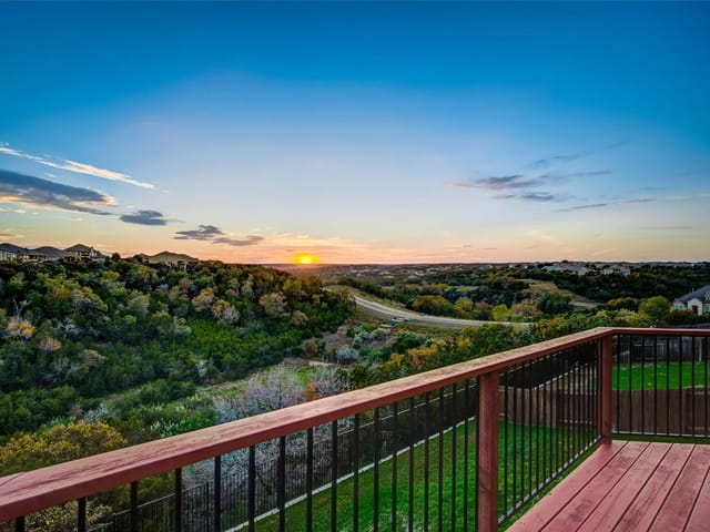 2228 Long Bow Dr