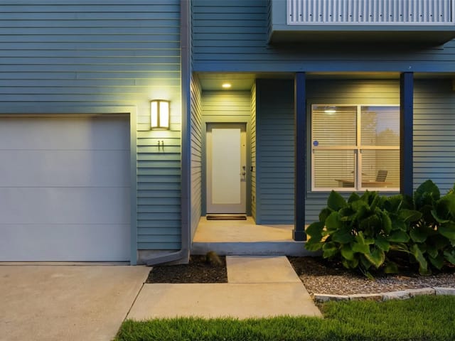 301 W Stassney Ln Unit #11