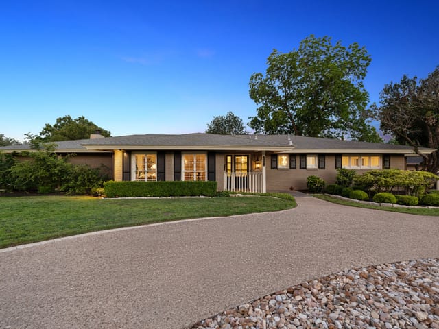 4607 Balcones Dr - Sold by Keenan Group