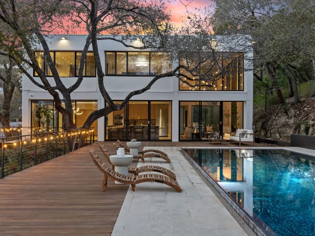 6109 Mountain Villa Cir