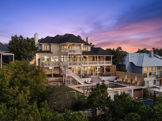 7218 Valburn Dr