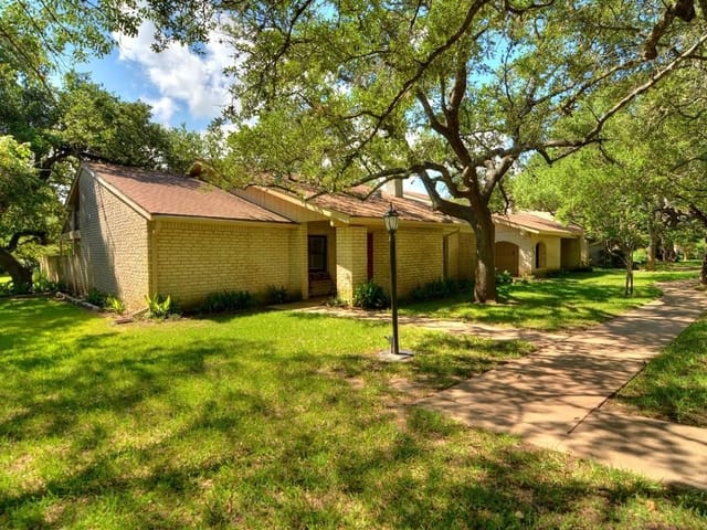 8116 East Ct