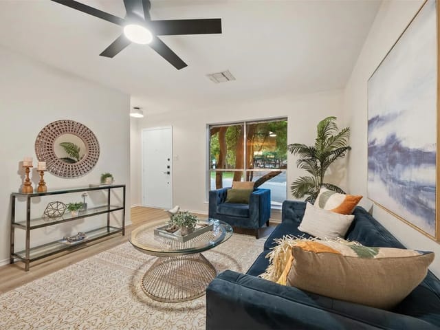 8303 Summer Side Dr