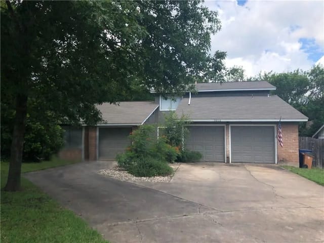 9002 Quail Valley Dr